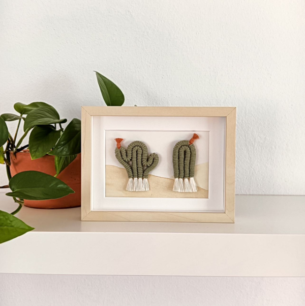 Cuadro de Cactus en Macramé Small Pareja- Pieza Única Hecha a Mano - Imagen 2